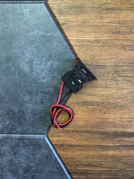 Блок зарядки USB-C 65W для BMW E36 в Таганроге