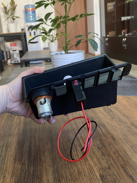 Блок зарядки USB-C 65W для BMW E36 в Таганроге