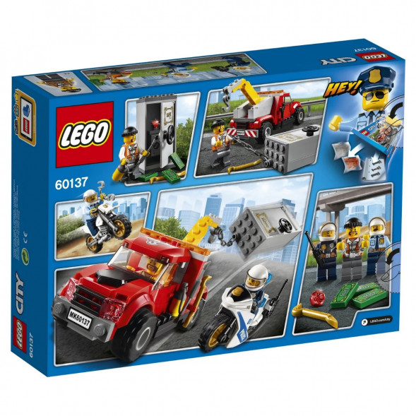 Конструктор LEGO City Police 60137 Побег на буксировщике в Таганроге