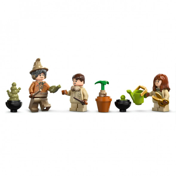 Конструктор LEGO Harry Potter 76445 Замок Хогвартс: Урок травологии в Таганроге