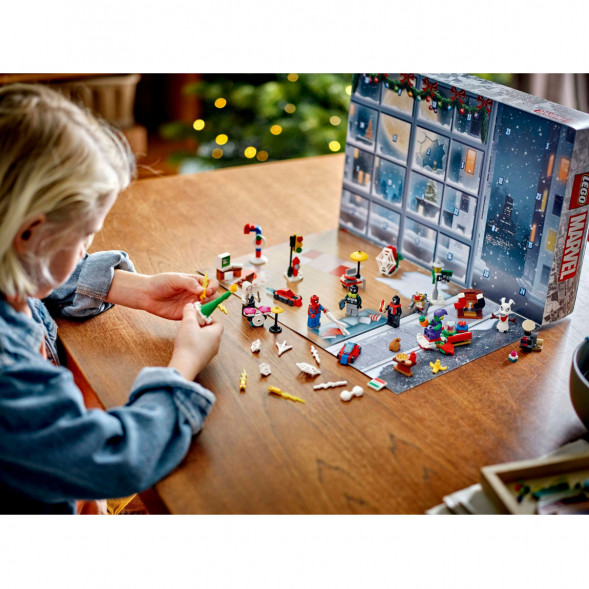Конструктор LEGO Super Heroes 76293 Новогодний календарь Человек-паук, 2024 в Таганроге