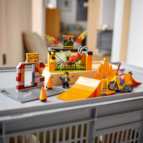 Конструктор LEGO City 60293 Парк каскадёров в Таганроге