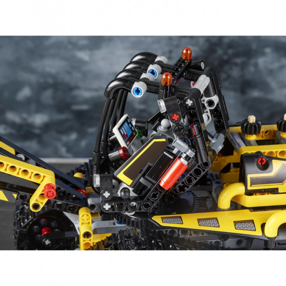 Конструктор LEGO Technic 42094 Гусеничный погрузчик в Таганроге