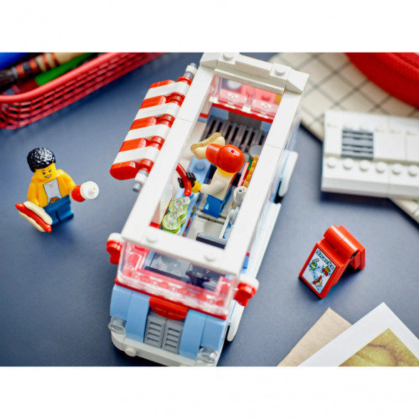 Конструктор LEGO Icons 40681 Ретро фуд трак в Таганроге